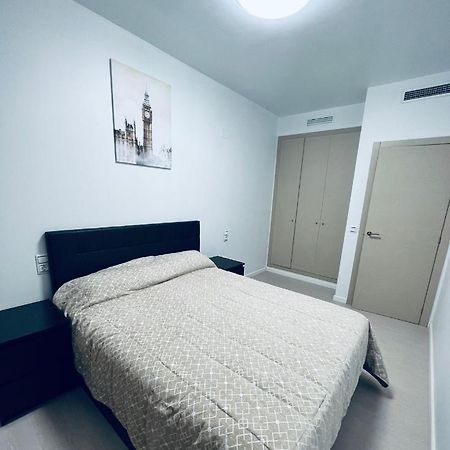 Apartamento Coman Av Rey Juan Carlos I Apartment ตอร์เรนท์ ภายนอก รูปภาพ