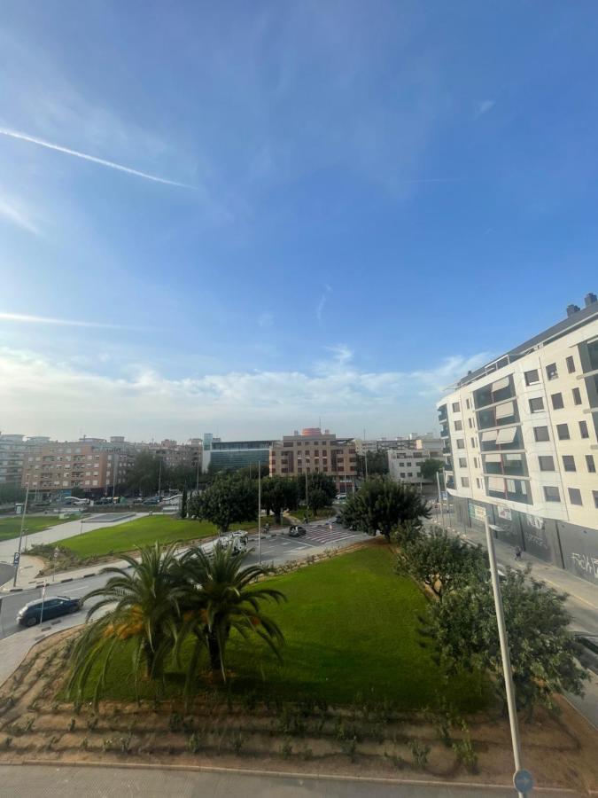 Apartamento Coman Av Rey Juan Carlos I Apartment ตอร์เรนท์ ภายนอก รูปภาพ