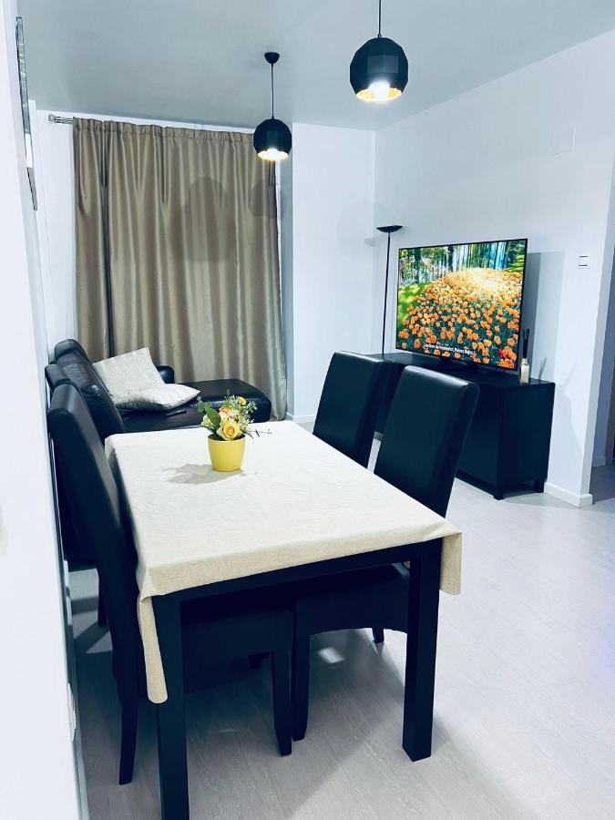 Apartamento Coman Av Rey Juan Carlos I Apartment ตอร์เรนท์ ภายนอก รูปภาพ