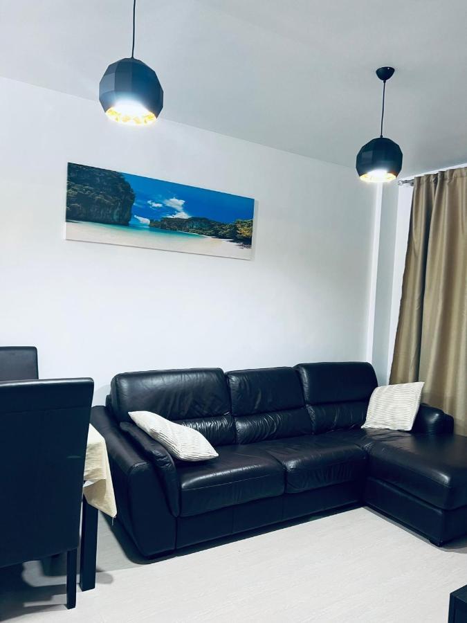 Apartamento Coman Av Rey Juan Carlos I Apartment ตอร์เรนท์ ภายนอก รูปภาพ