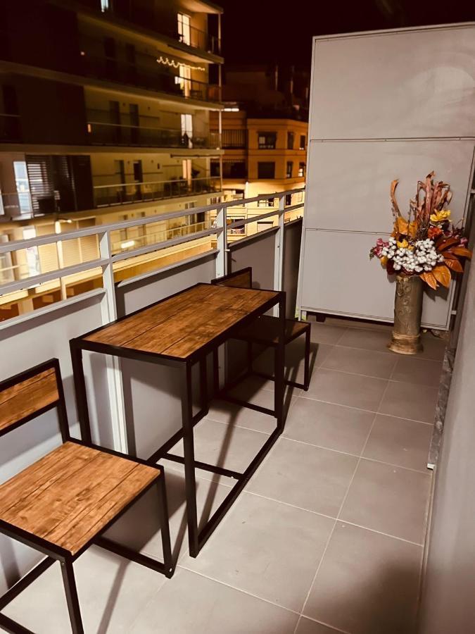 Apartamento Coman Av Rey Juan Carlos I Apartment ตอร์เรนท์ ภายนอก รูปภาพ